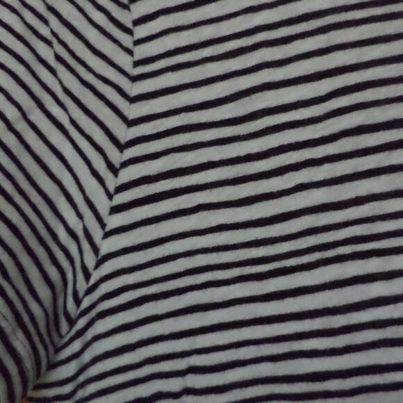 LAUREN T-Shirt ~White with Black Stripes + Knot at Waist ~ Size: L - Picture 3 of 7
